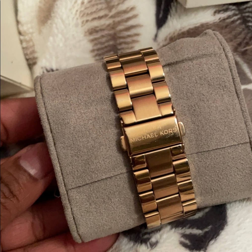 Michael Kors Gold Watch - Picture 3 of 6
